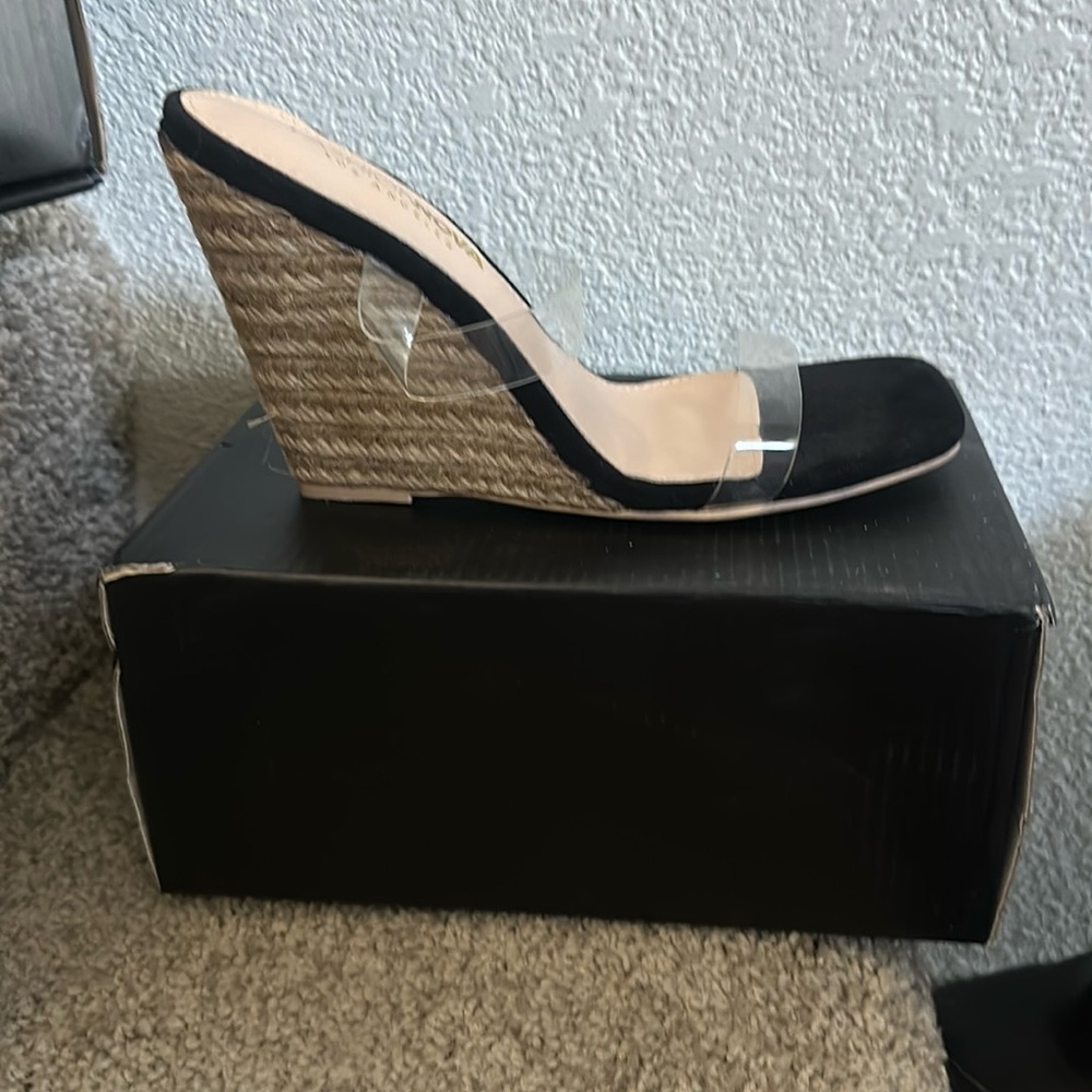 Wedge sandals